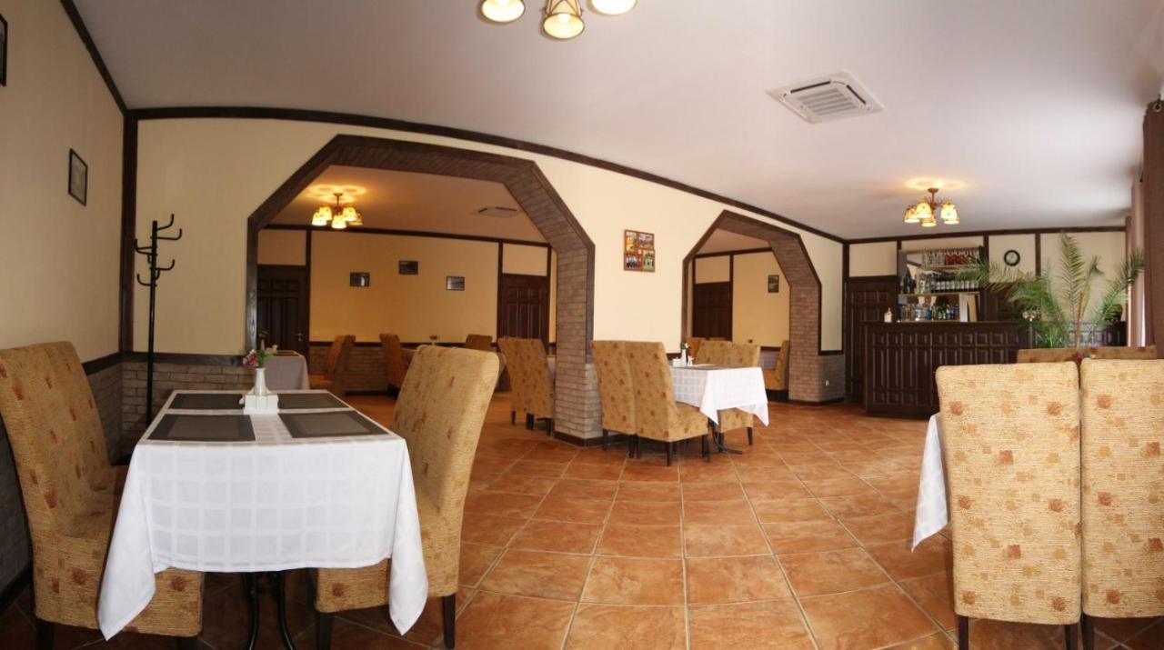 Гірка Hotel Skole Exterior foto